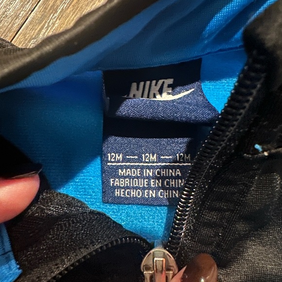 12 Month Nike Outfit - Picture 5 of 5